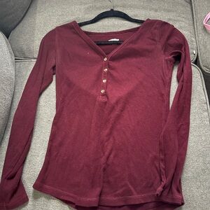 Old Navy Maroon Long Sleeve Tee